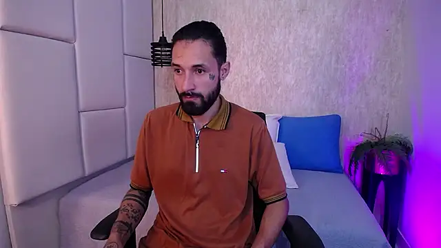 Hisoka 011 online show from 02.13.26