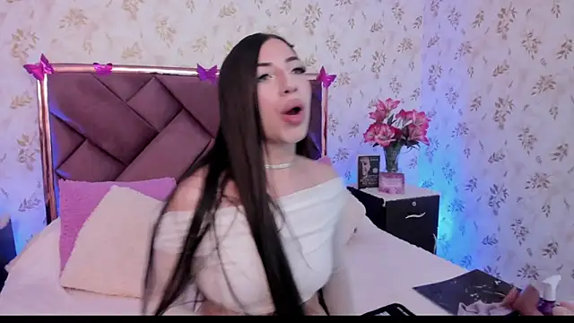 Eva Alzair online show from 12.20.25