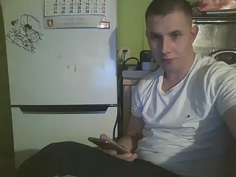 Snapshot of Aranox098 chatting on 11.30.25 Aranox098 online show from 11.30.25