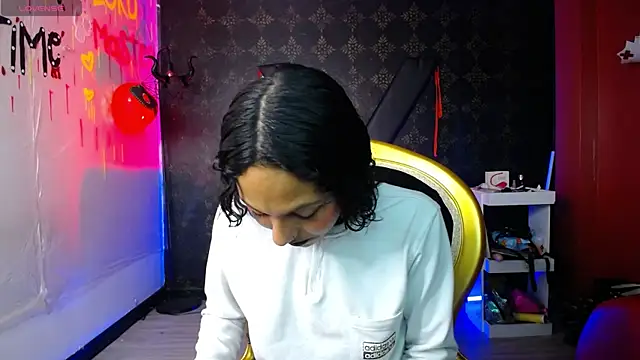 Sweettpleasure online show from 10.08.25