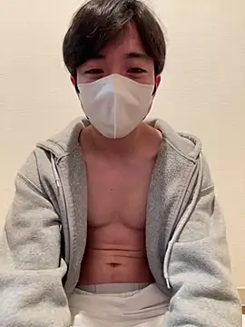 Yuma0718 online show from 04.08.26