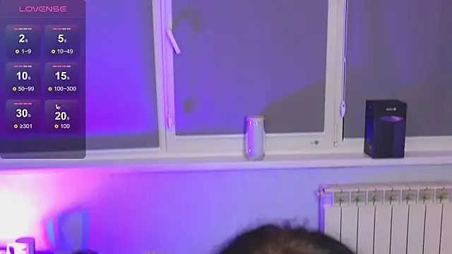 Snapshot of Somniyaa chatting on 09.26.25 Somniyaa online show from 09.26.25