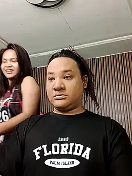 Hotcum ella online show from 10.27.25