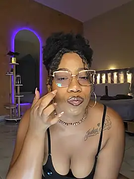 Snapshot of Naomi_jhonson chatting on 06.16.26 Naomi jhonson online show from 06.16.26