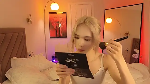 Snapshot of okerriella chatting on 05.22.26 okerriella online show from 05.22.26