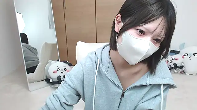 Snapshot of yuna_rin chatting on 07.20.26 yuna rin online show from 07.20.26