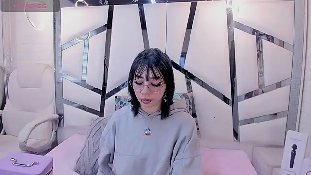 Niina Sissy online show from 03.08.26