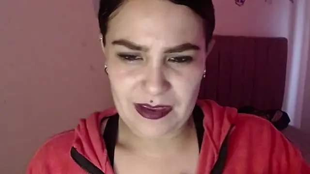 Snapshot of Salma_deep chatting on 09.13.25 Salma deep online show from 09.13.25