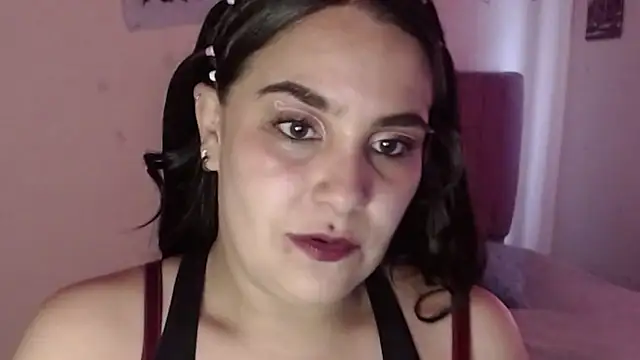 Snapshot of Salma_deep chatting on 10.04.25 Salma deep online show from 10.04.25