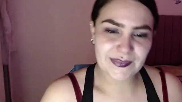 Snapshot of Salma_deep chatting on 10.28.25 Salma deep online show from 10.28.25