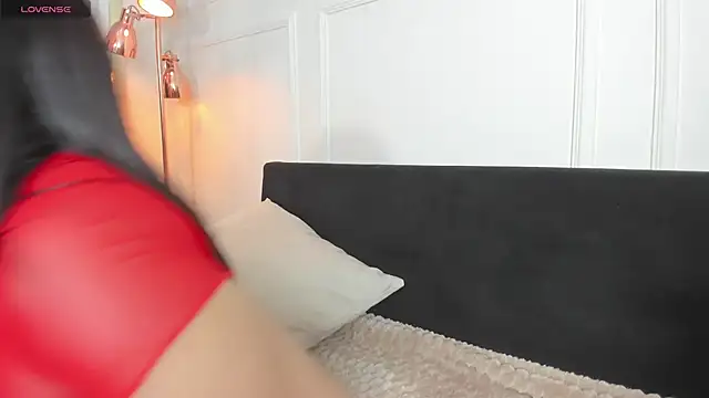 Snapshot of im_Lorena chatting on 11.27.25 im Lorena online show from 11.27.25