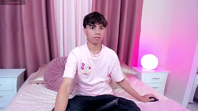 Honeymoon sariel online show from 10.22.25