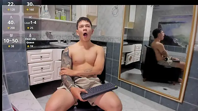 Snapshot of Thomas_moon chatting on 09.17.25 Thomas moon online show from 09.17.25