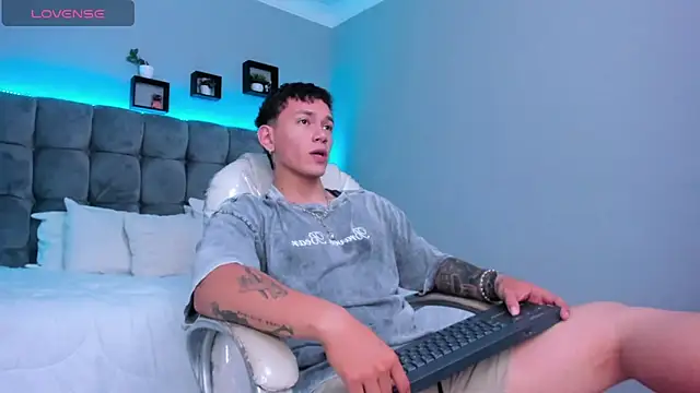 Thomas moon online show from 02.03.26