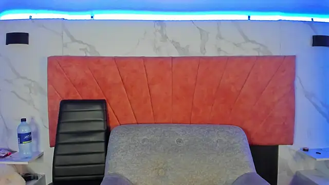 HellAndDante  online show from 02.05.26