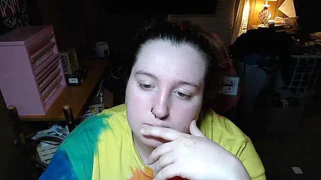 vanessraine online show from 02.19.26