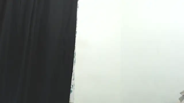 Snapshot of Penelope77 chatting on 09.13.25 Penelope77 online show from 09.13.25