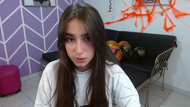 Adhara Kitten online show from 11.04.25