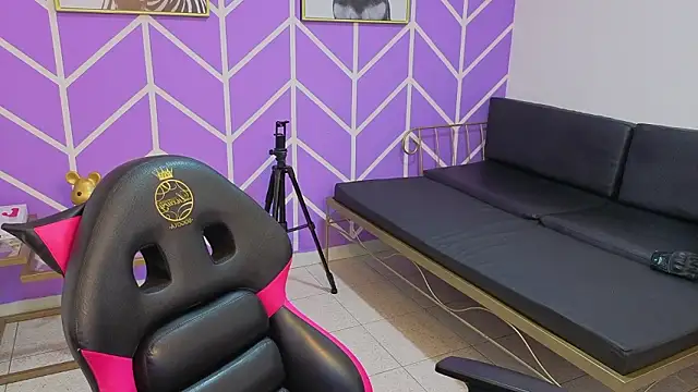 Adhara Kitten online show from 03.07.26