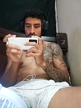 Snapshot of Alexsexygamer chatting on 04.07.26 Alexsexygamer online show from 04.07.26