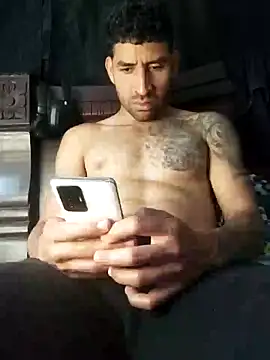 Snapshot of Alexsexygamer chatting on 04.16.26 Alexsexygamer online show from 04.16.26