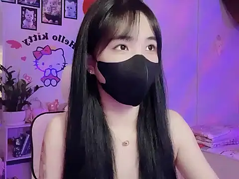 Snapshot of keelinnn19 chatting on 10.01.25 keelinnn19 online show from 10.01.25