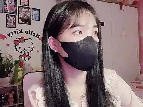 Snapshot of keelinnn19 chatting on 10.16.25 keelinnn19 online show from 10.16.25