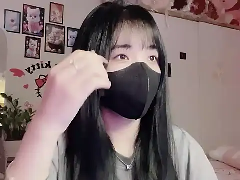 Snapshot of keelinnn19 chatting on 11.14.25 keelinnn19 online show from 11.14.25