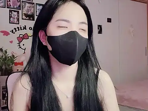 Snapshot of keelinnn19 chatting on 11.15.25 keelinnn19 online show from 11.15.25