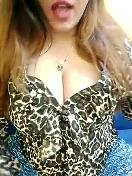 Suhana Darling online show from 10.26.25