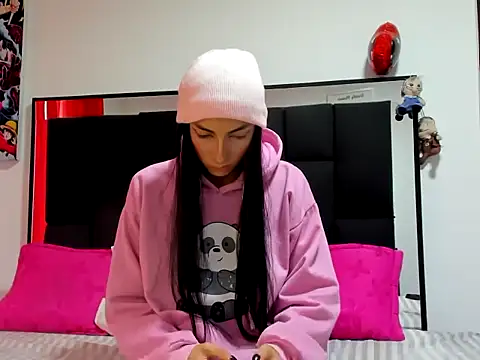 xamila muaa online show from 11.13.25