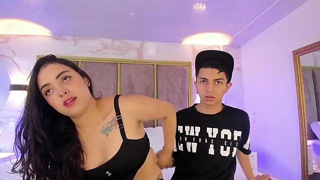 Snapshot of NickandAbby_ chatting on 02.02.26 NickandAbby online show from 02.02.26