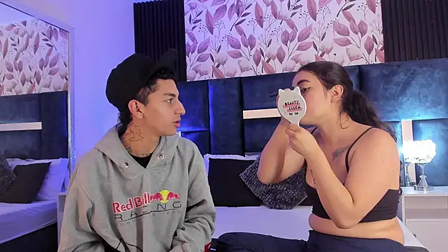 Snapshot of NickandAbby_ chatting on 02.08.26 NickandAbby online show from 02.08.26