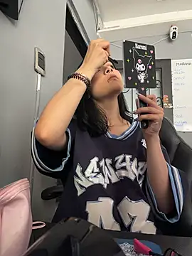 TatiLee online show from 04.04.26