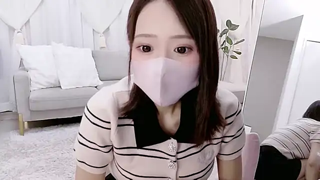 anone10101 online show from 07.04.26