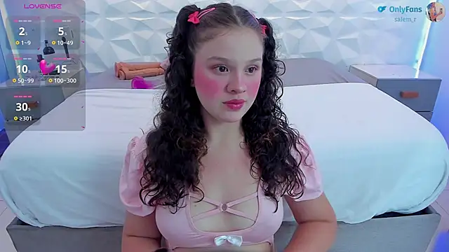 salem cute online show from 11.25.25