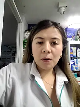 Sophie del Castillo online show from 10.19.25