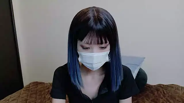 sarina at online show from 05.20.26