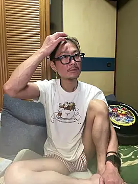 Snapshot of uta002418 chatting on 06.26.26 uta002418 online show from 06.26.26