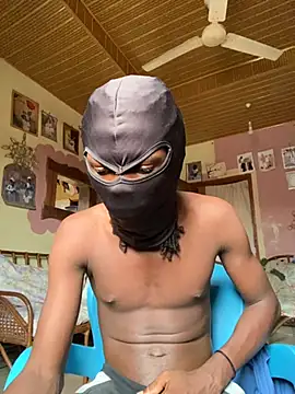 Snapshot of Jaydemasked chatting on 05.15.26 Jaydemasked online show from 05.15.26