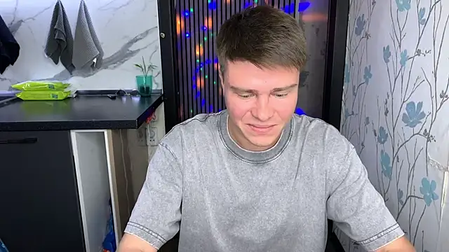 holy eggs 02 online show from 09.10.25