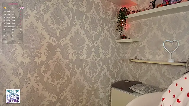 Snapshot of Fire_katie chatting on 11.25.25 Fire katie online show from 11.25.25