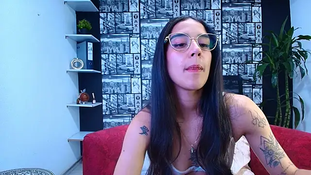 DanielaMonroe online show from 04.06.26