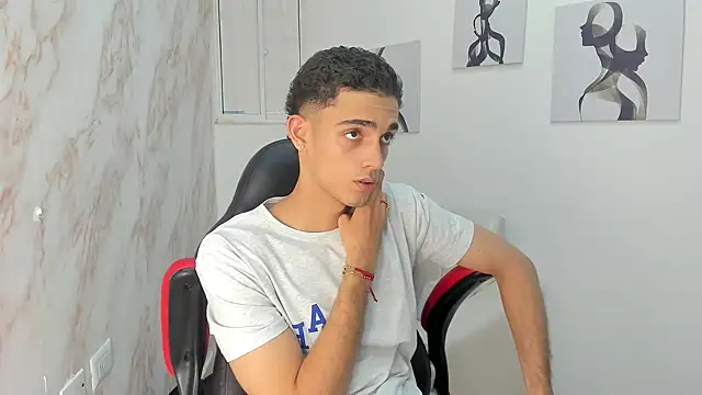 Snapshot of nathan_shimmer chatting on 09.14.25 nathan shimmer online show from 09.14.25