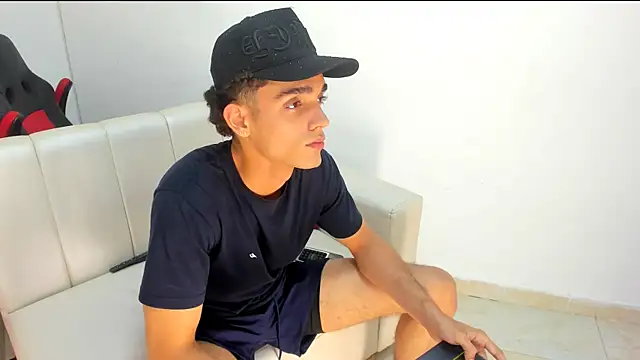 Snapshot of nathan_shimmer chatting on 10.17.25 nathan shimmer online show from 10.17.25