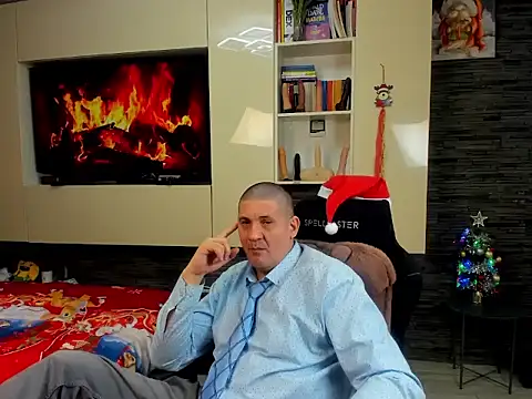 Snapshot of SpartacusDaddy48 chatting on 01.05.26 SpartacusDaddy48 online show from 01.05.26