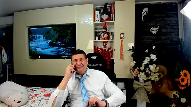 SpartacusDaddy48 online show from 04.14.26