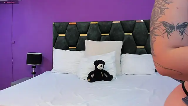 Abby-campbel online show from 04.13.26