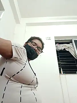 Elie couple143 online show from 09.13.25