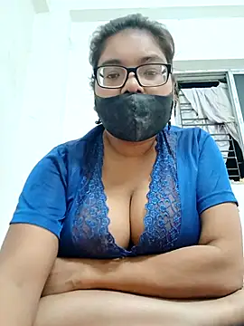 Elie couple143 online show from 10.16.25